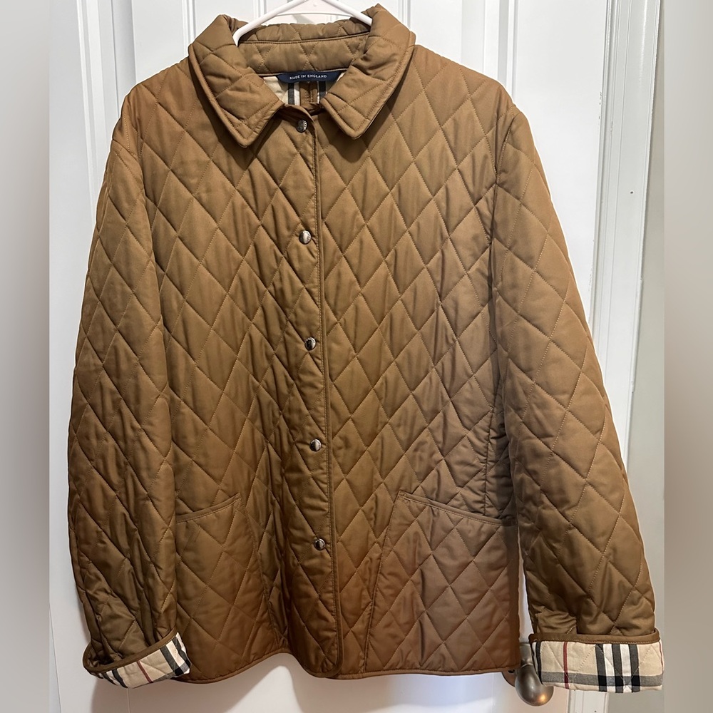 Burberry quilted jacket XL